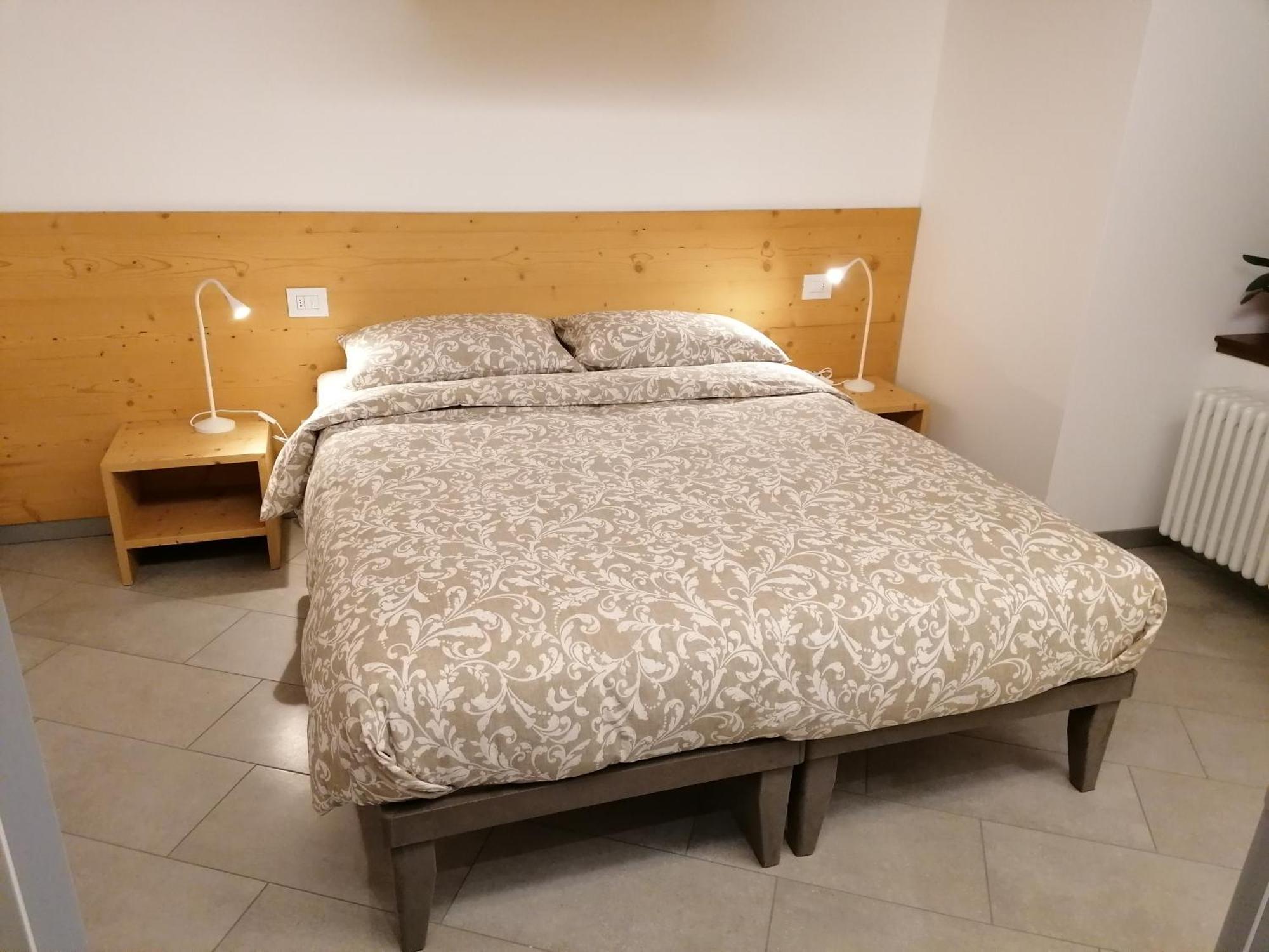 Old Town Apartment Tirano